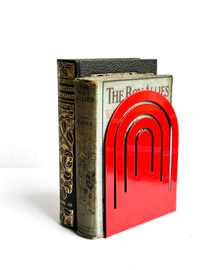 Red Bookend - NINE 
